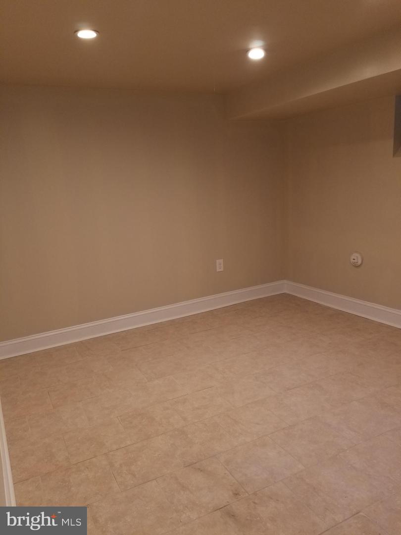5413 Angora Ter Property Photo 17