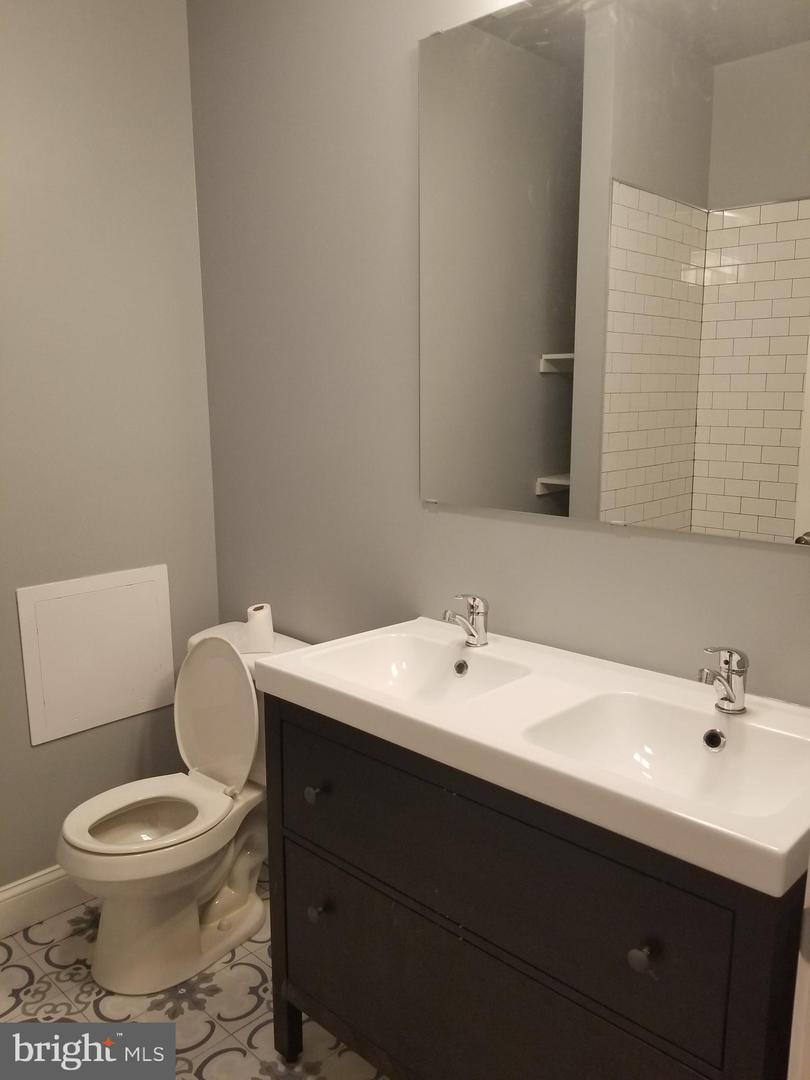 5413 Angora Ter Property Photo 28
