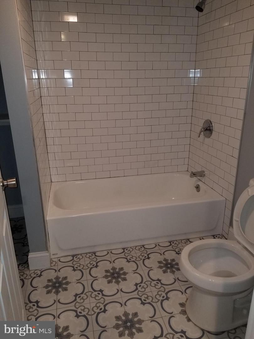 5413 Angora Ter Property Photo 29