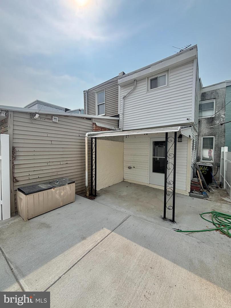 4616 Melrose St Property Photo 11