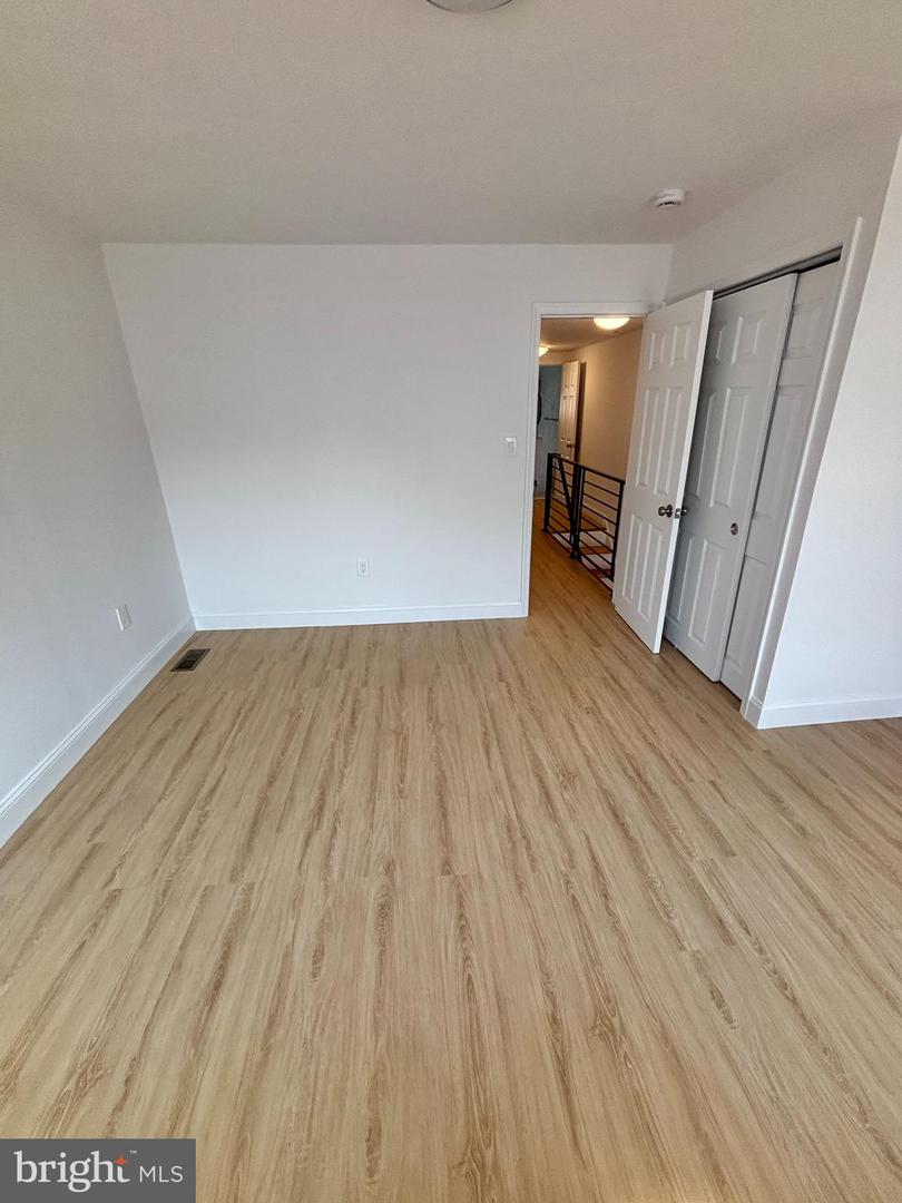 4616 Melrose St Property Photo 16