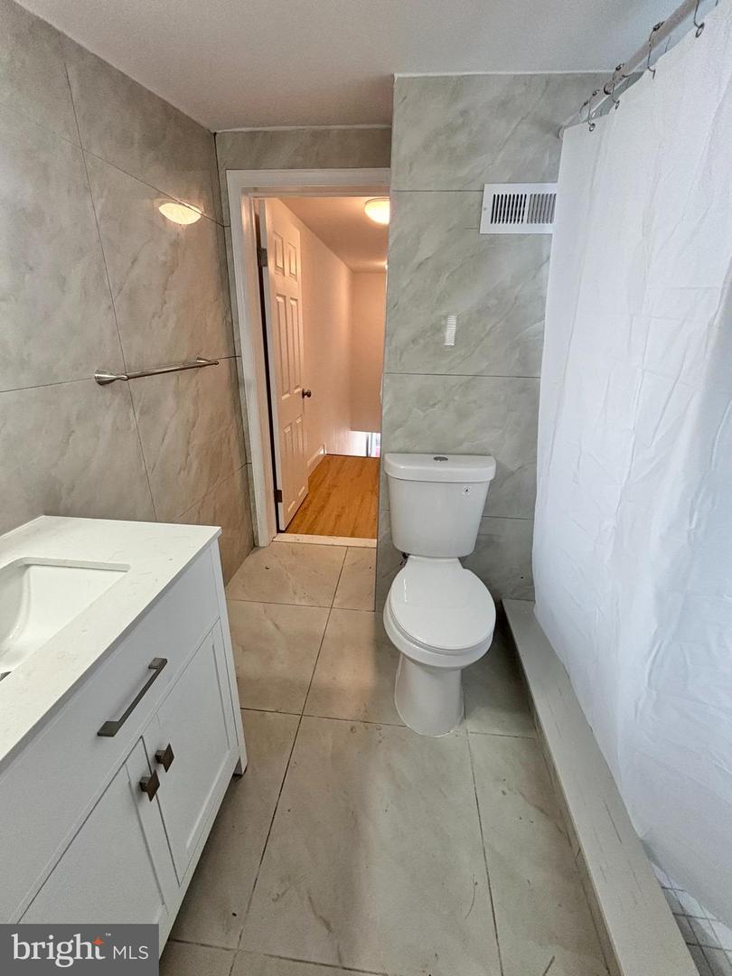 4616 Melrose St Property Photo 22