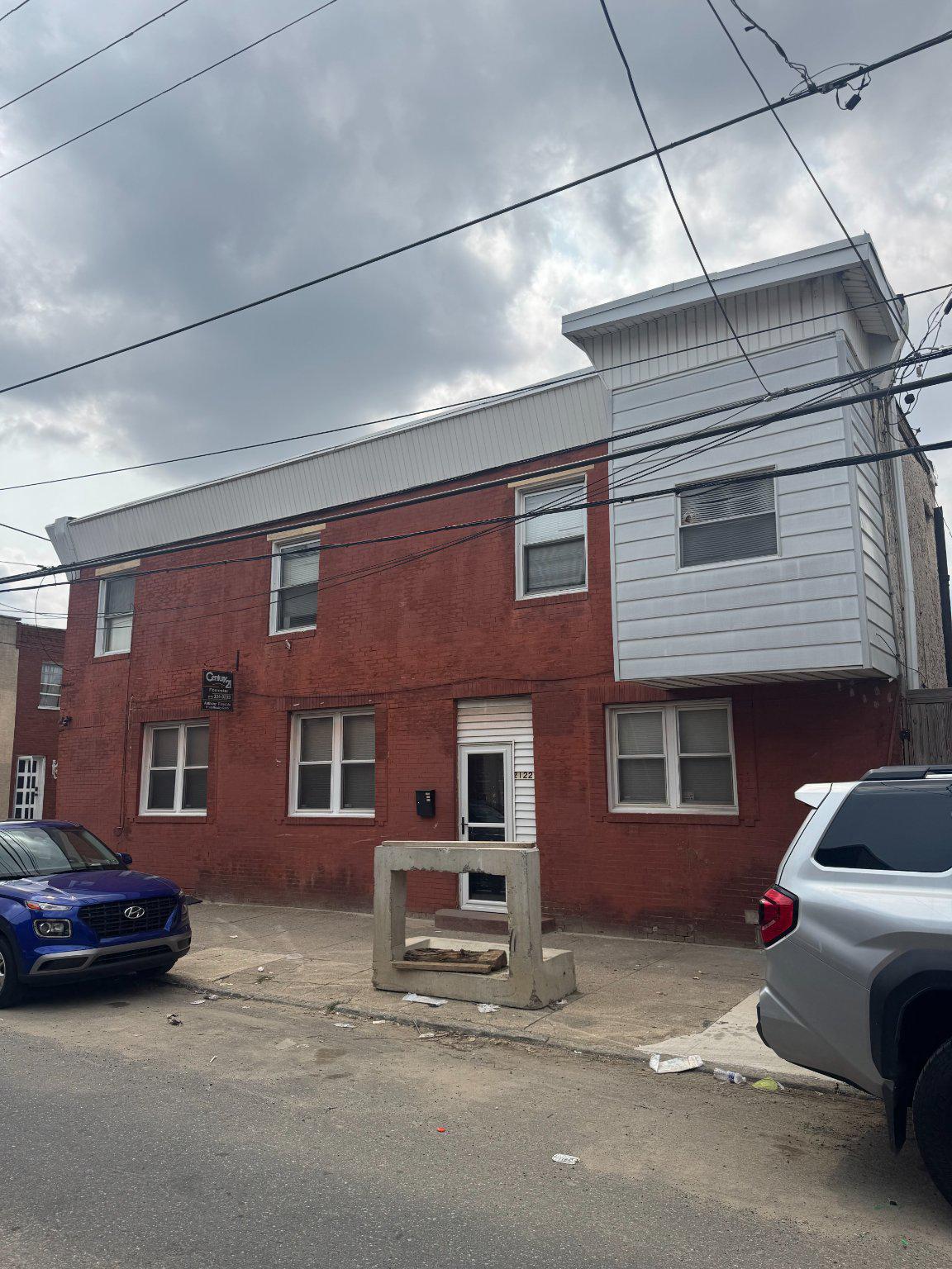 901 Winton St Property Photo 2