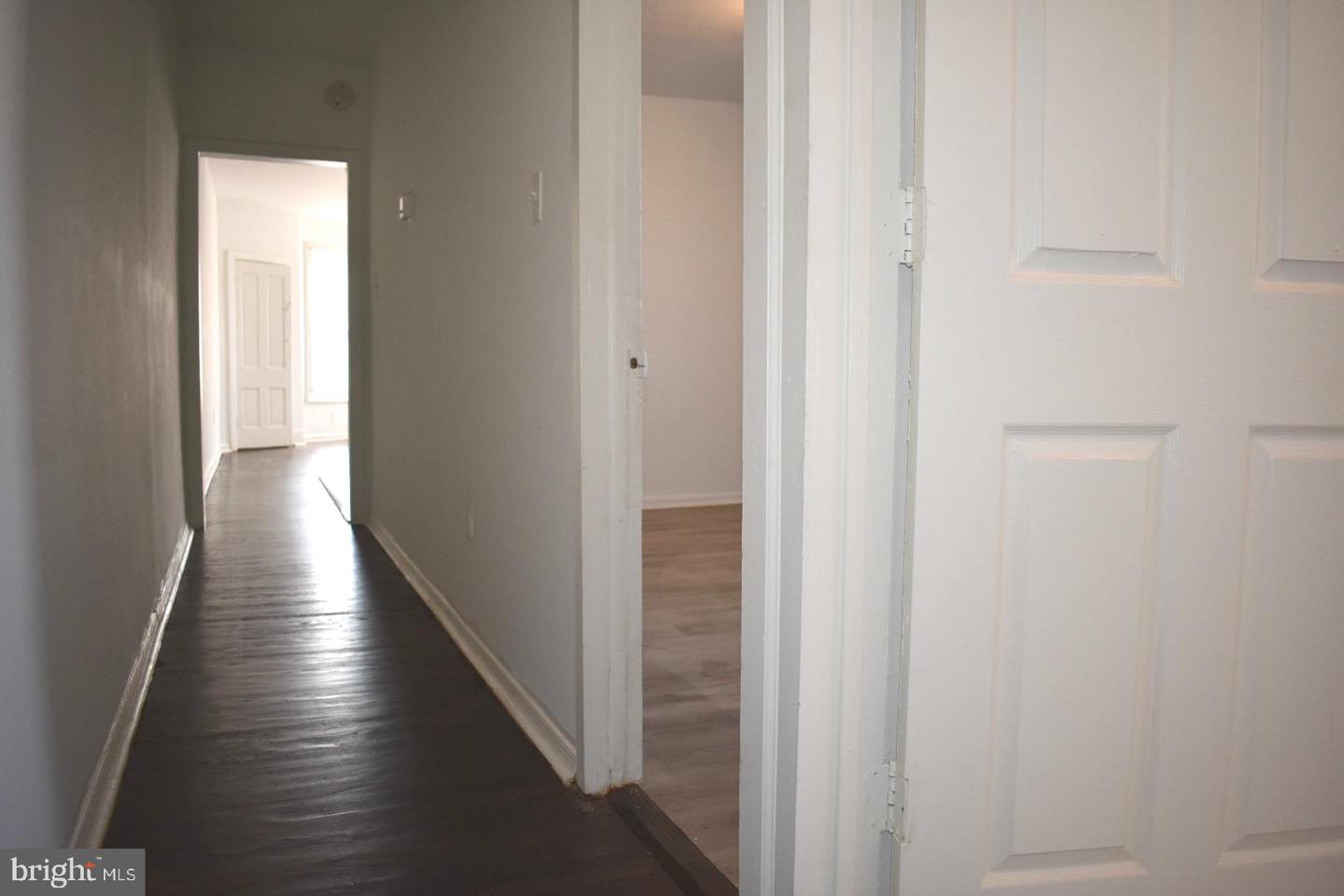 6031 Market St #2a Property Photo 2