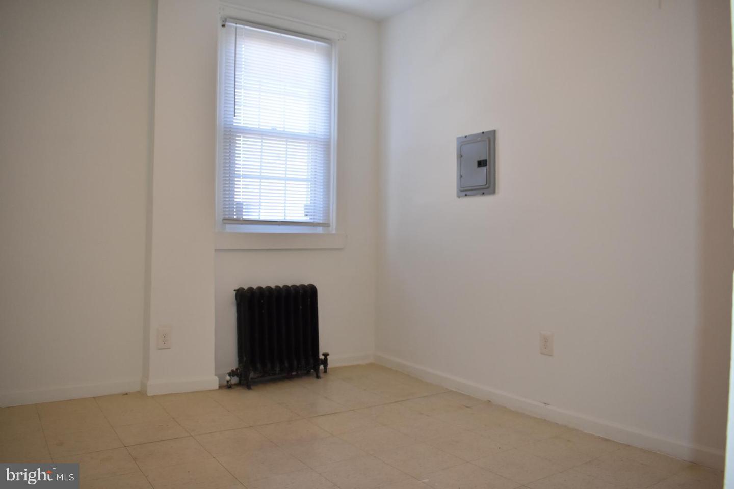 6031 Market St #2a Property Photo 3