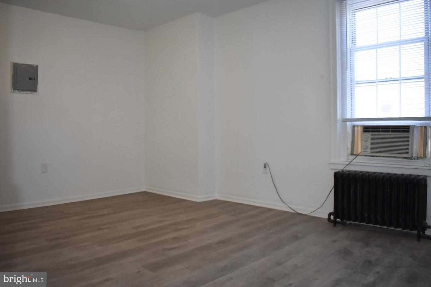 6031 Market St #2a Property Photo 4