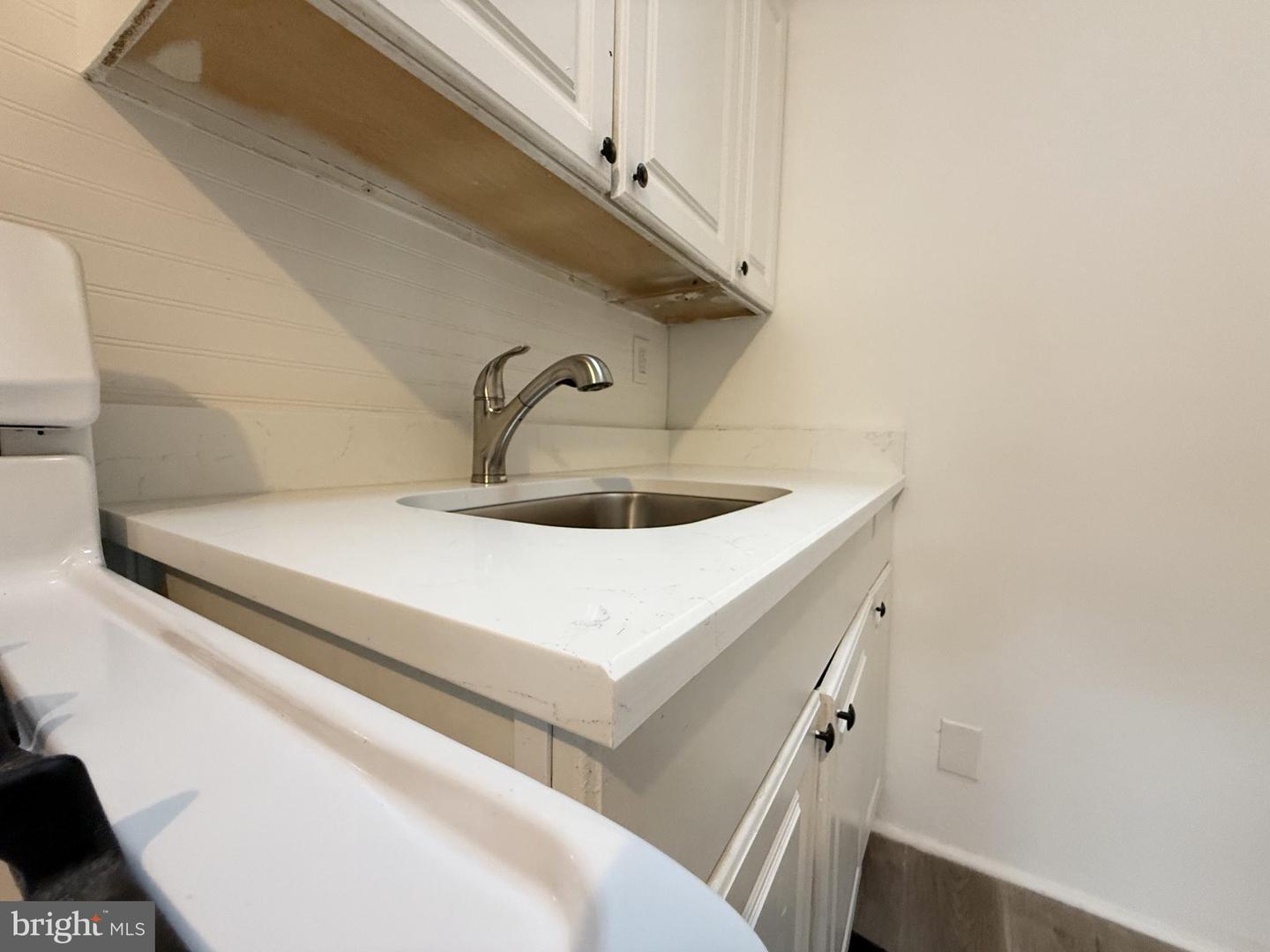 6031 Market St #2a Property Photo 7