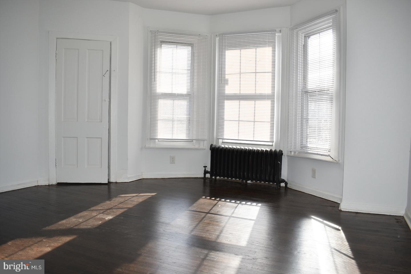 6031 Market St #2a Property Photo 9