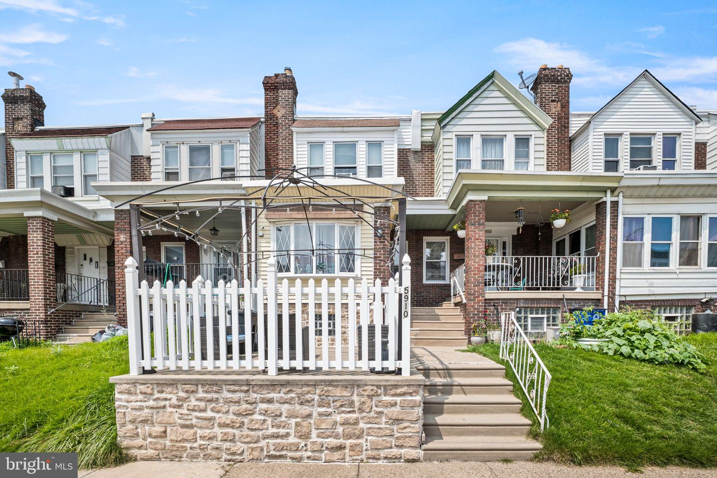 5910 Agusta St Property Photo 5