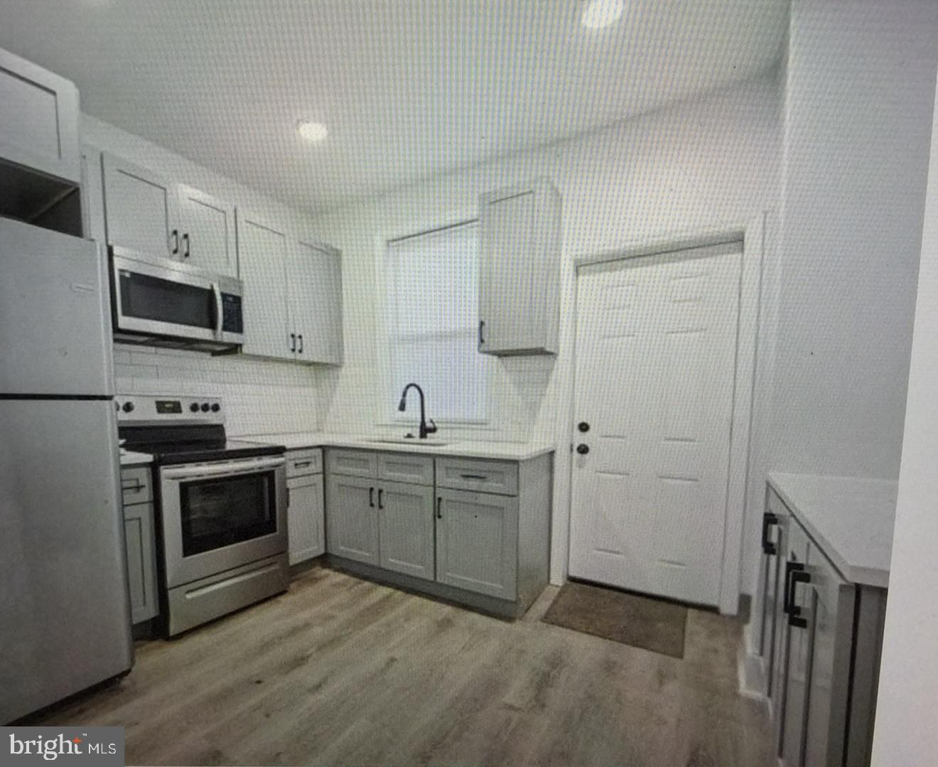 1632 Ithan St Property Photo 5