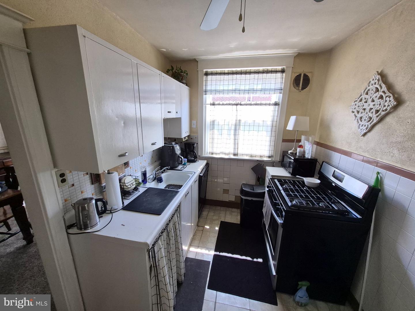 1230 Van Kirk St Property Photo 6