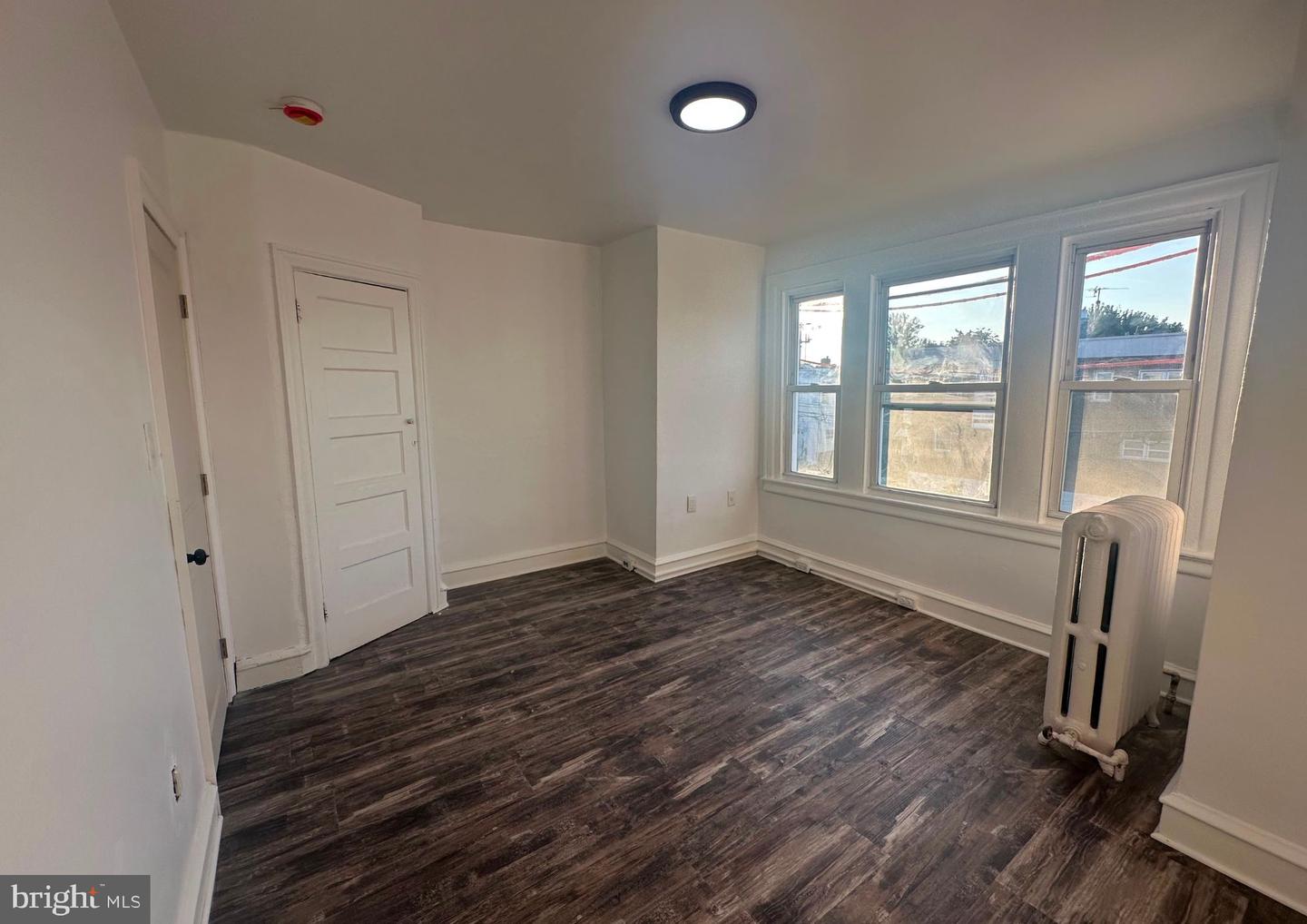 5319 Charles St Property Photo 3