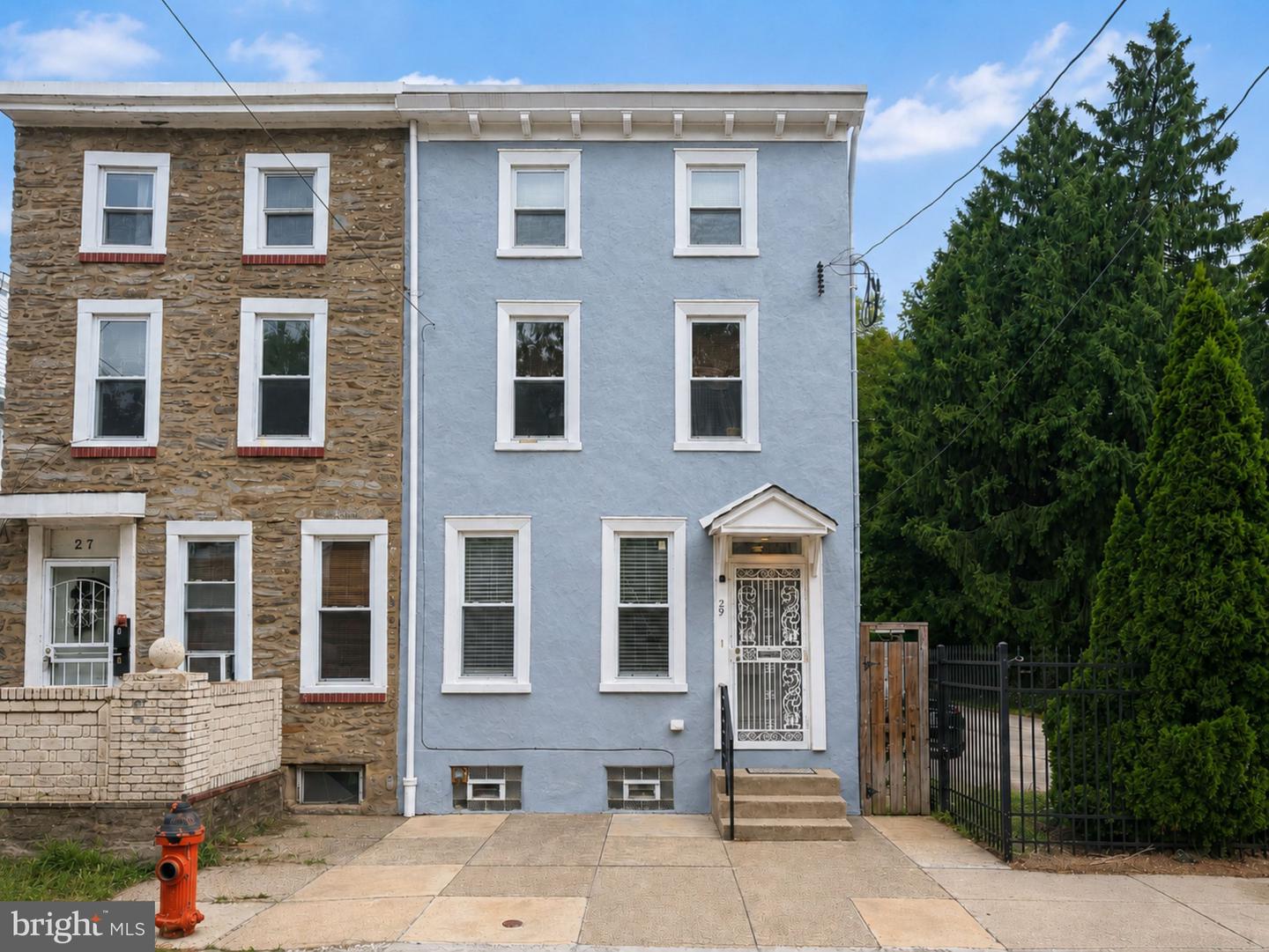 29 E MEEHAN AVE Property Photo 1