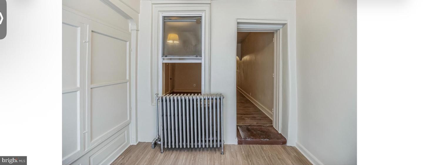 6907 N Broad St Property Photo 2