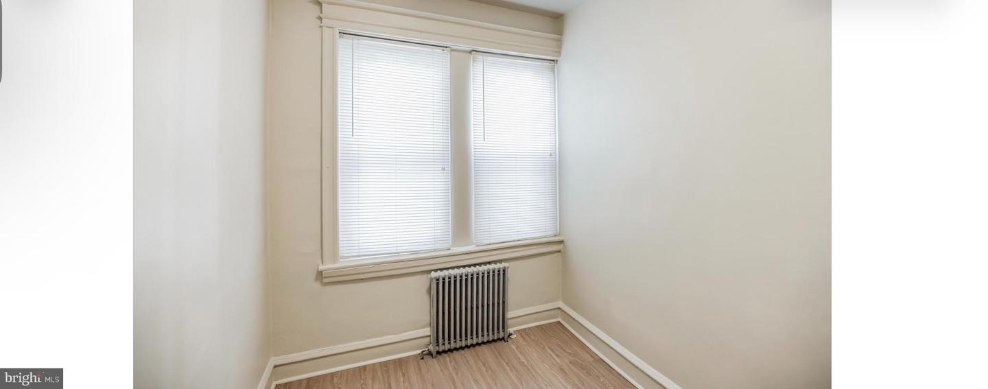 6907 N Broad St Property Photo 5