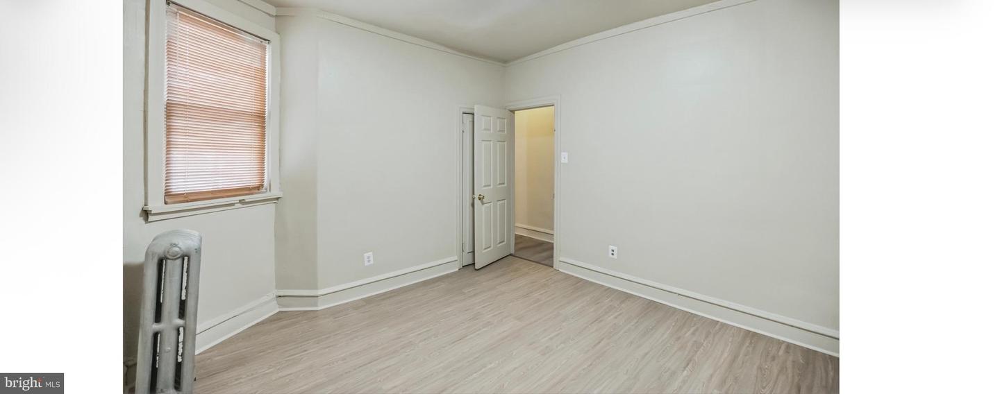 6907 N Broad St Property Photo 6