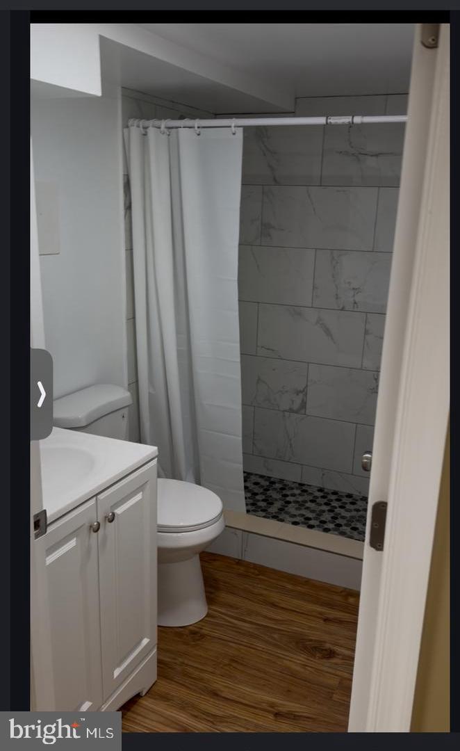6907 N Broad St Property Photo 17