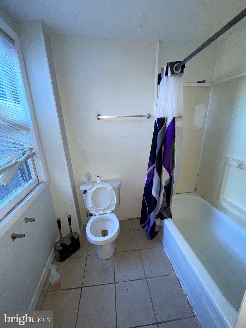 836 Christian St Property Photo 23