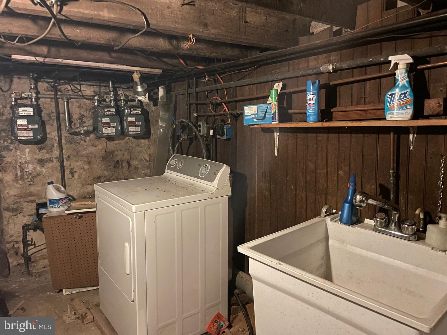 836 Christian St Property Photo 27