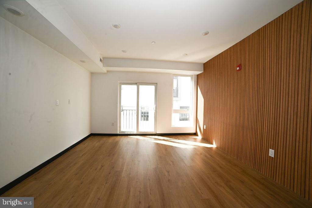 1716 N 2nd St #309 Property Photo 11