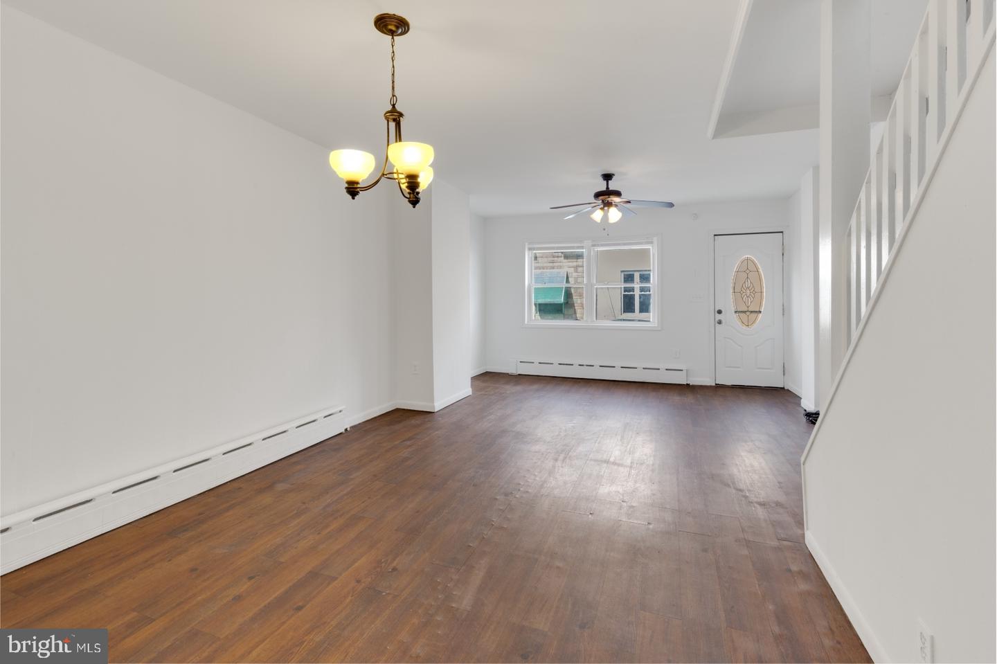 1503 S Dover St Property Photo 4