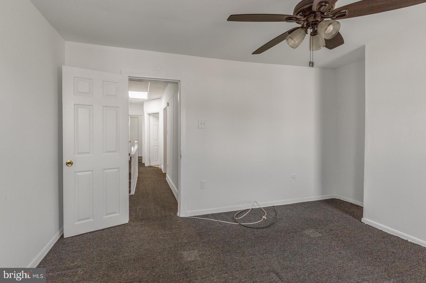 1503 S Dover St Property Photo 14