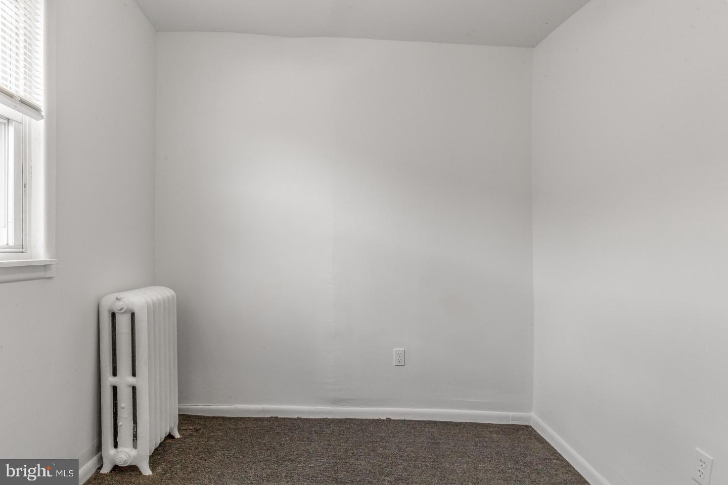1503 S Dover St Property Photo 23