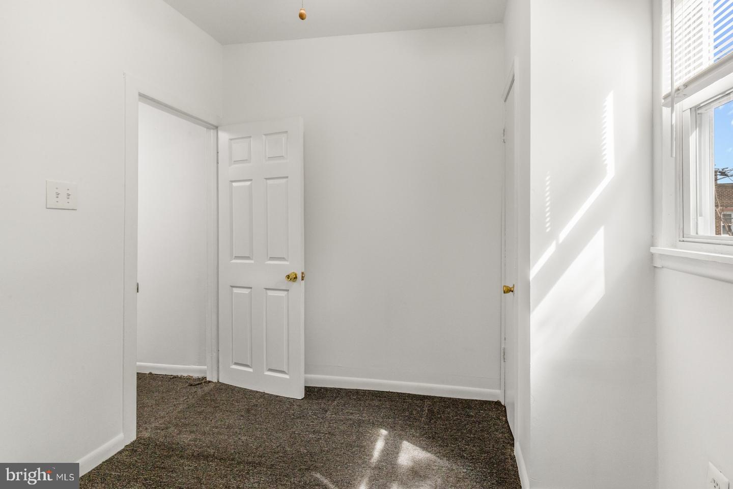 1503 S Dover St Property Photo 24