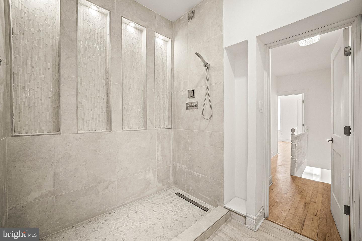 2630 Jasper St Property Photo 17