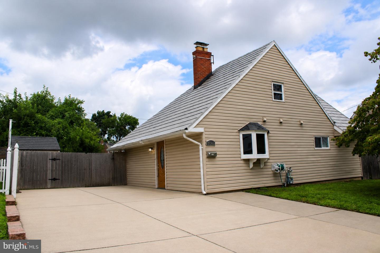 9240 Convent Ave Property Photo 1