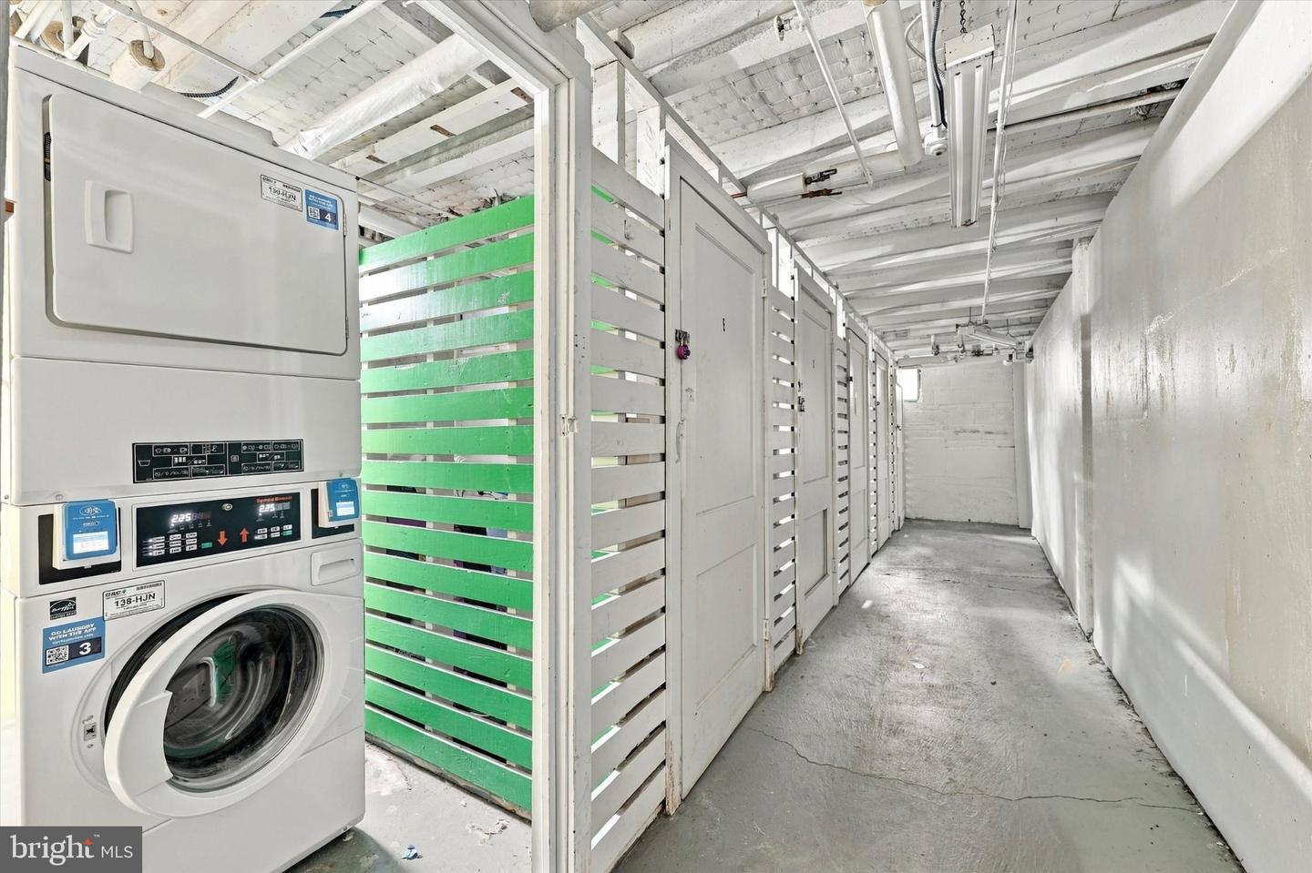 723 Melon Ter #a Property Photo 8