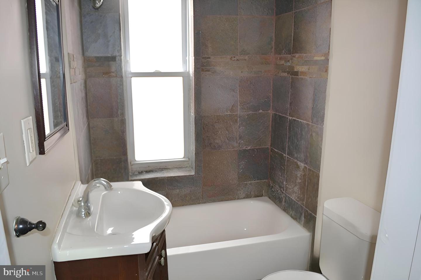 5353 Delancey St Property Photo 8