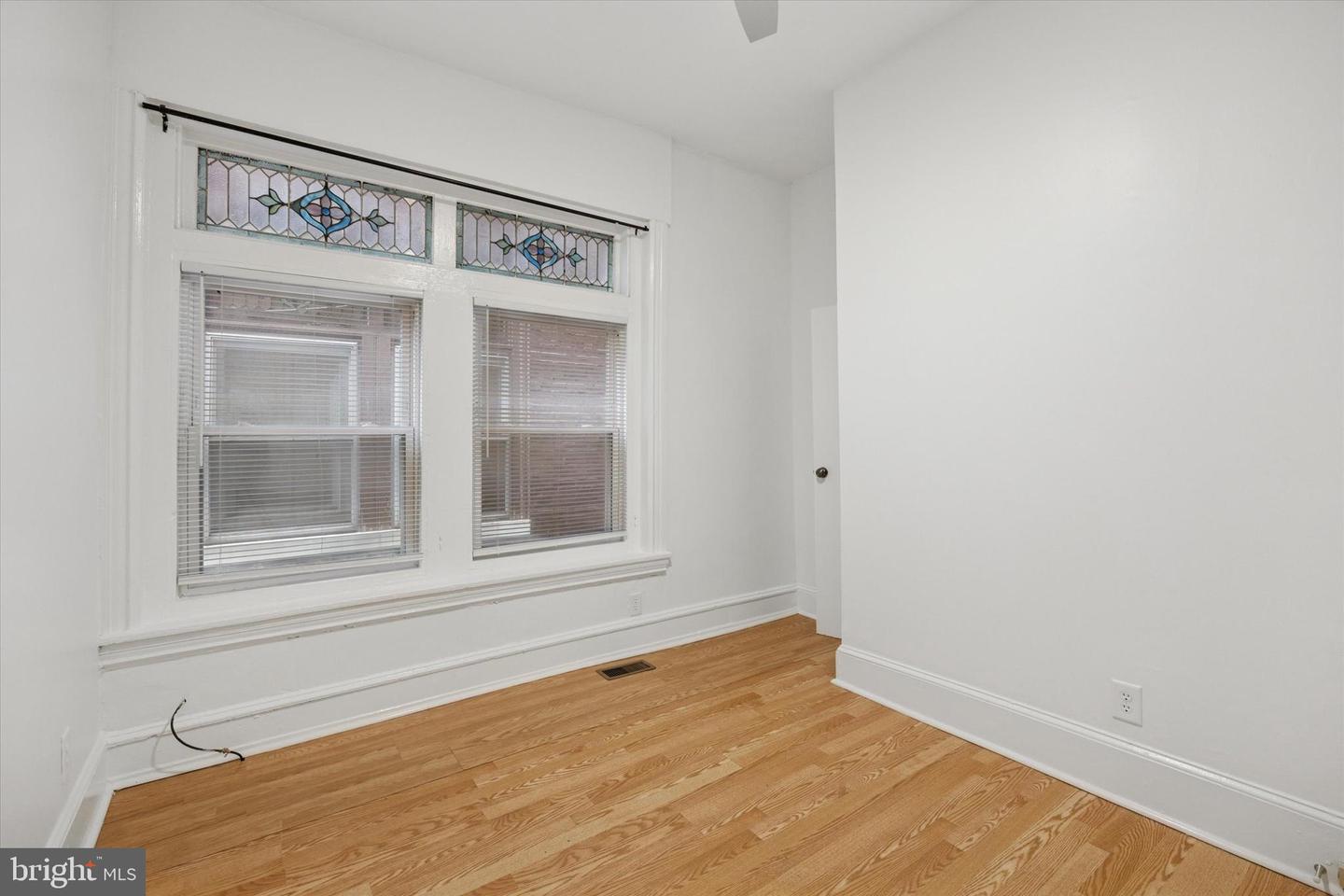 236 Buckingham Pl Property Photo 7