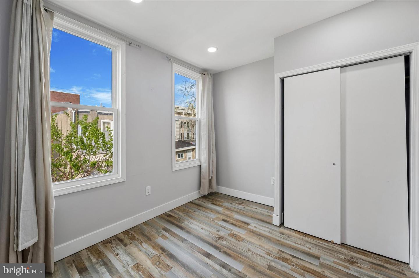 1812 E Albert St Property Photo 13