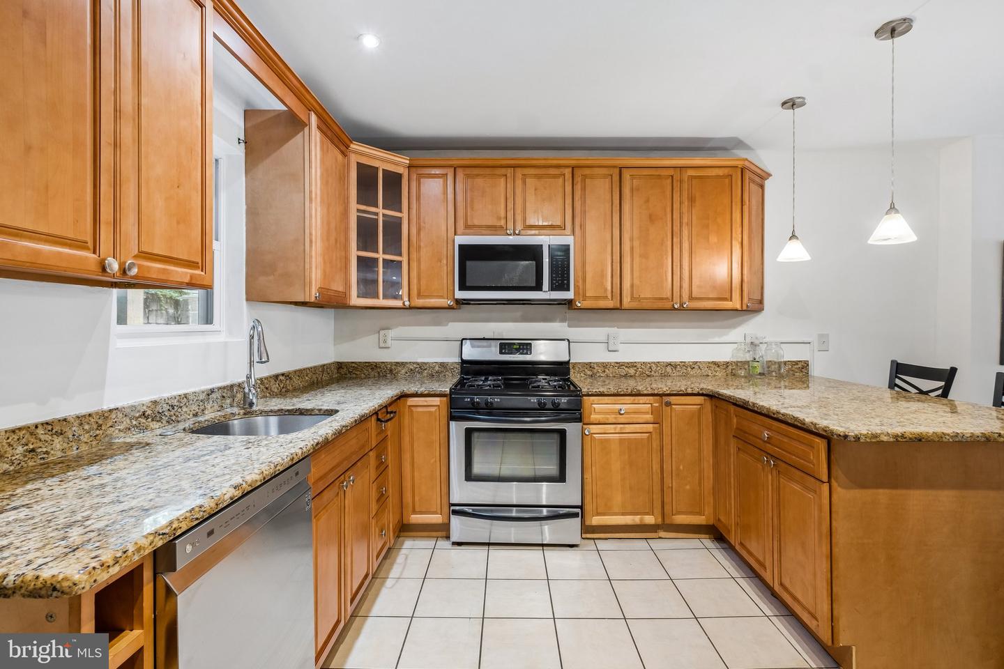 1914 Manton St Property Photo 2
