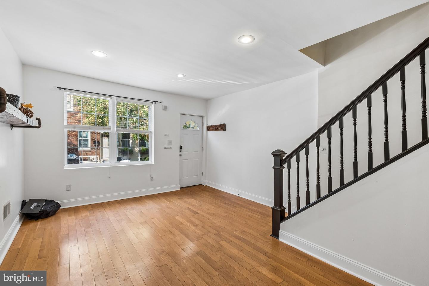1914 Manton St Property Photo 7