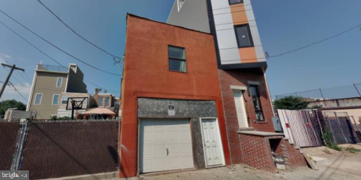 2442 E HAROLD ST Property Photo 1