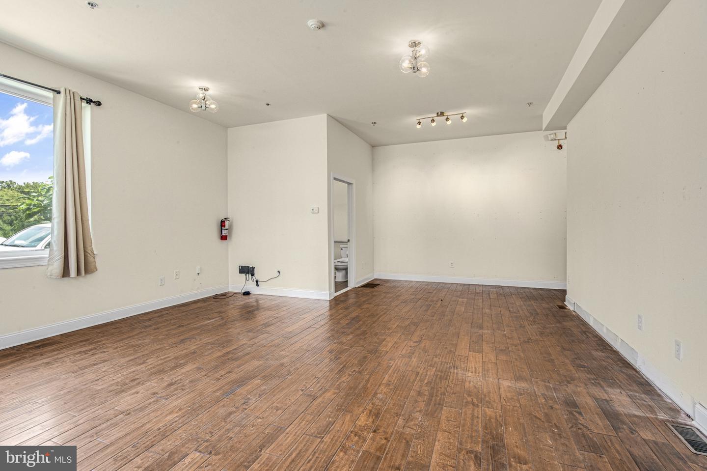 1848 N Hancock St #1 Property Photo 3