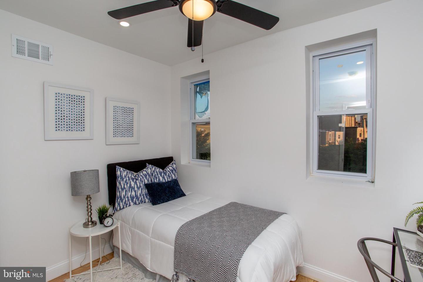 2340-00 Mcclellan St Property Photo 34