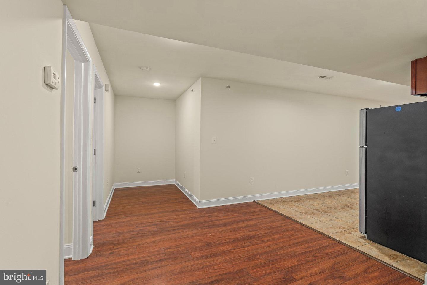 1724 W Master St #d1 Individual Room Property Photo 5