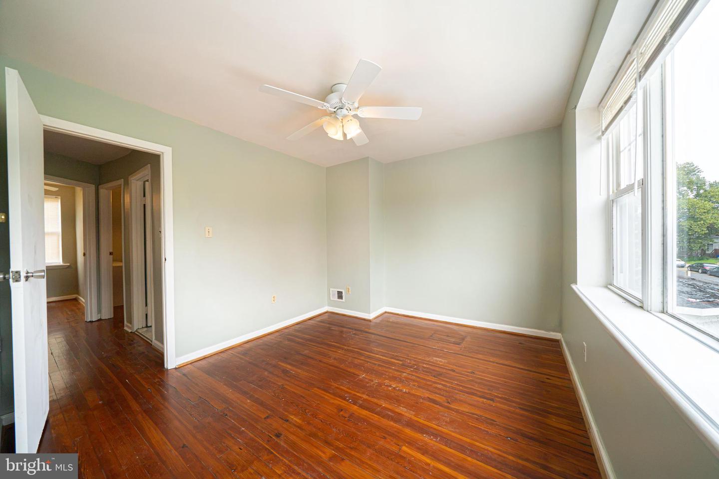 2544 S 68th St Property Photo 17