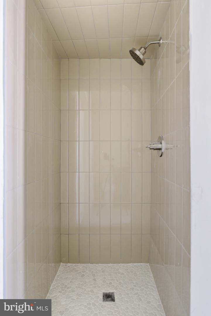 5939 Drexel Rd #fl-1 Property Photo 13