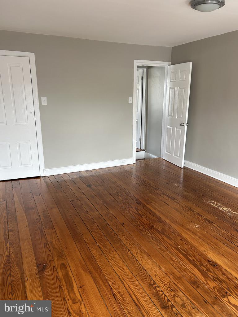 220 Baldwin St Property Photo 11
