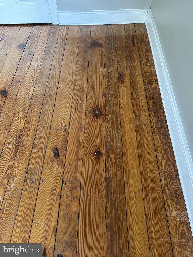 220 Baldwin St Property Photo 21