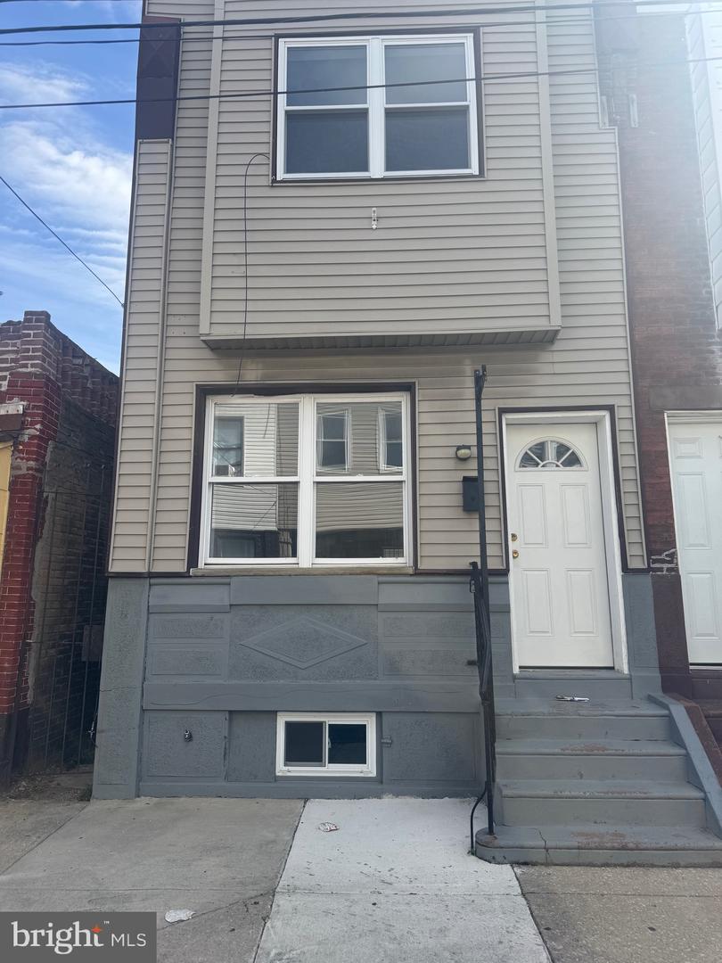 1609 S Etting St Property Photo 1