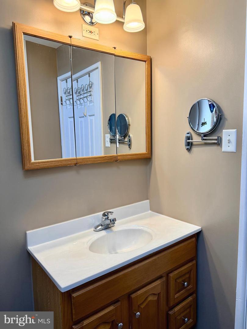 3622 Genesee Dr Property Photo 35