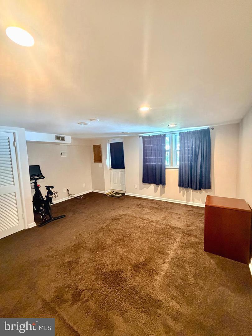3622 Genesee Dr Property Photo 52