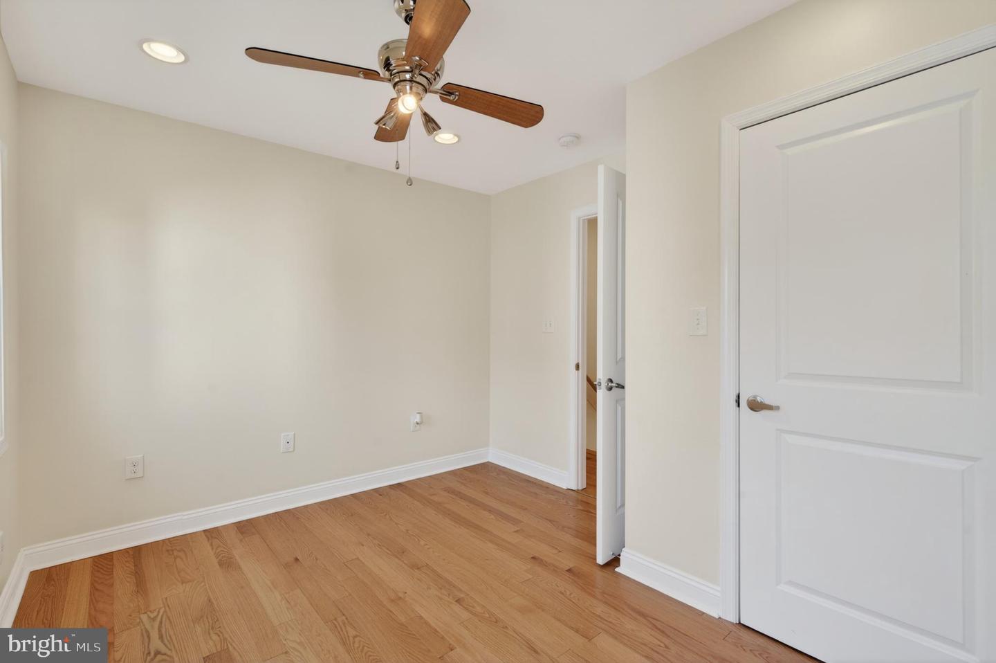 2355 E Harold St Property Photo 15