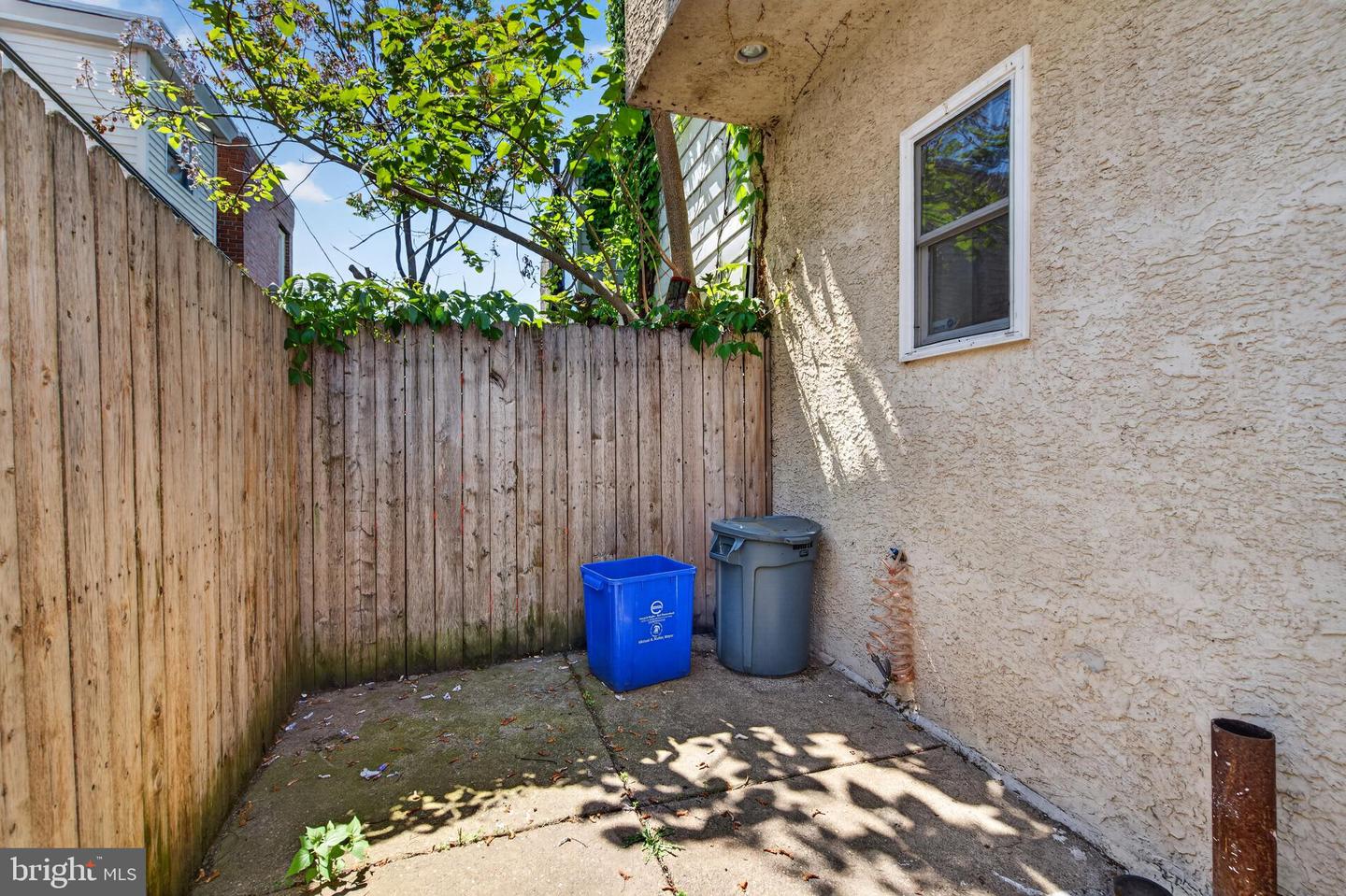 2355 E Harold St Property Photo 25