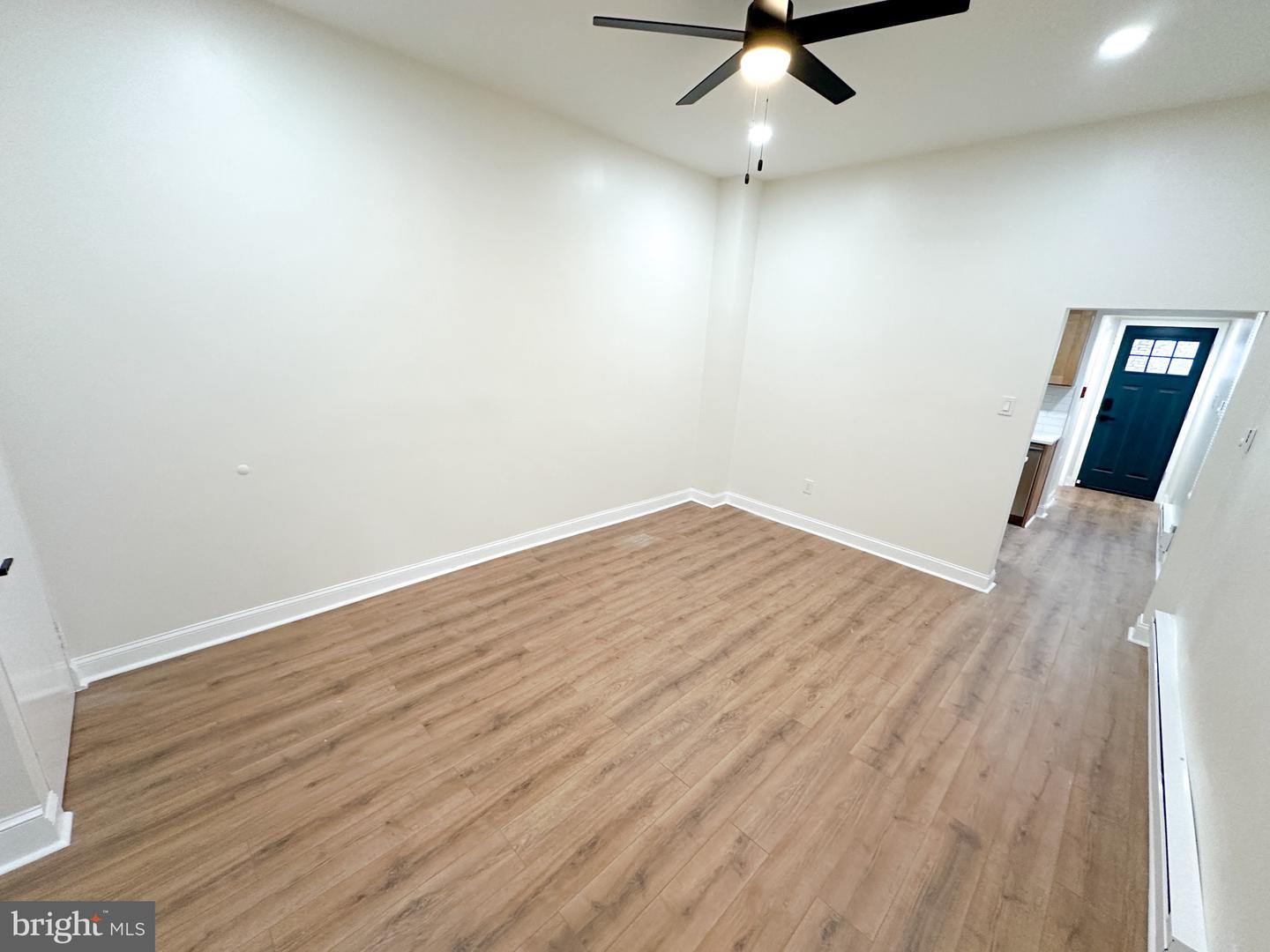 4633 Penn St #1 Property Photo 6